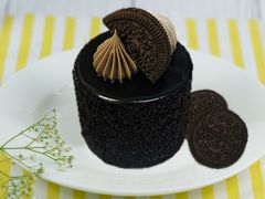 Crunchy Oreo Delight Pastry