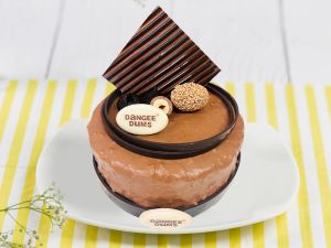 Hazelnut Crunchy Cake 500gm